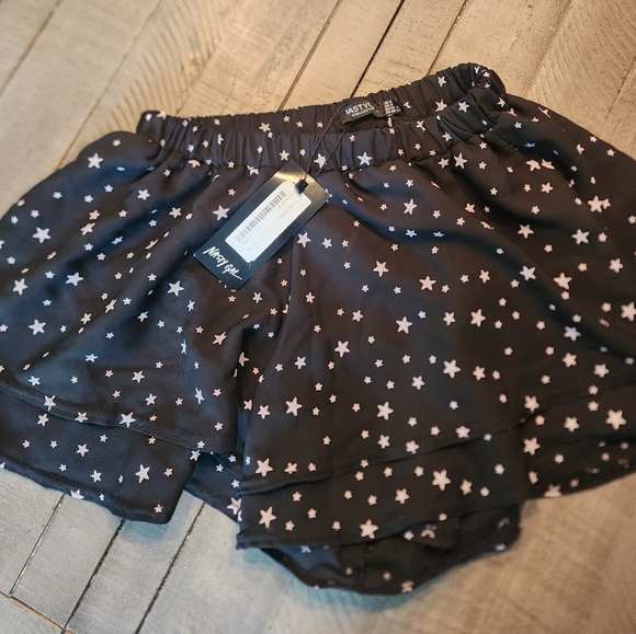 Short/Skort - Picture 2 of 4